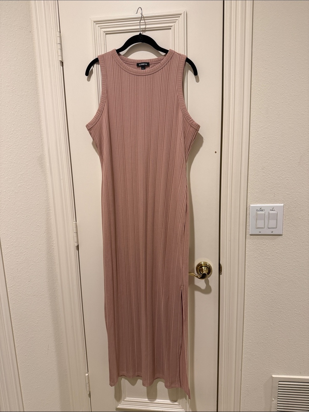 Express Sleeveless Ribbed Maxi Dress in Dusty Pink